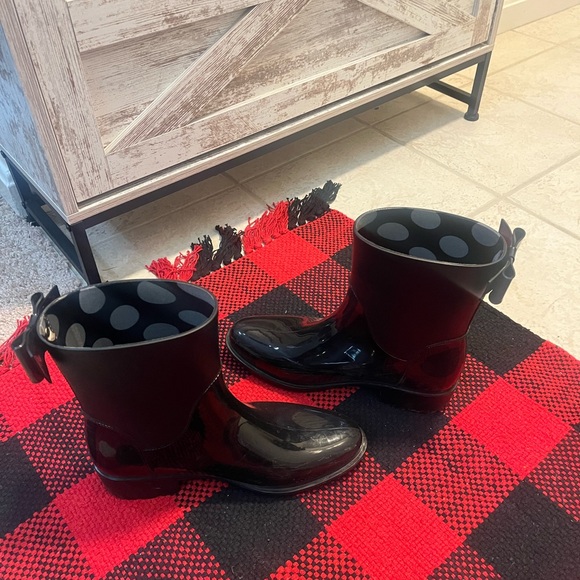 kate spade Rain-Bow Booties. Rain Boots, Like New, in box - Picture 12 of 12